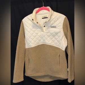 Magellan women’s Tan and Cream Pullover Fleece
